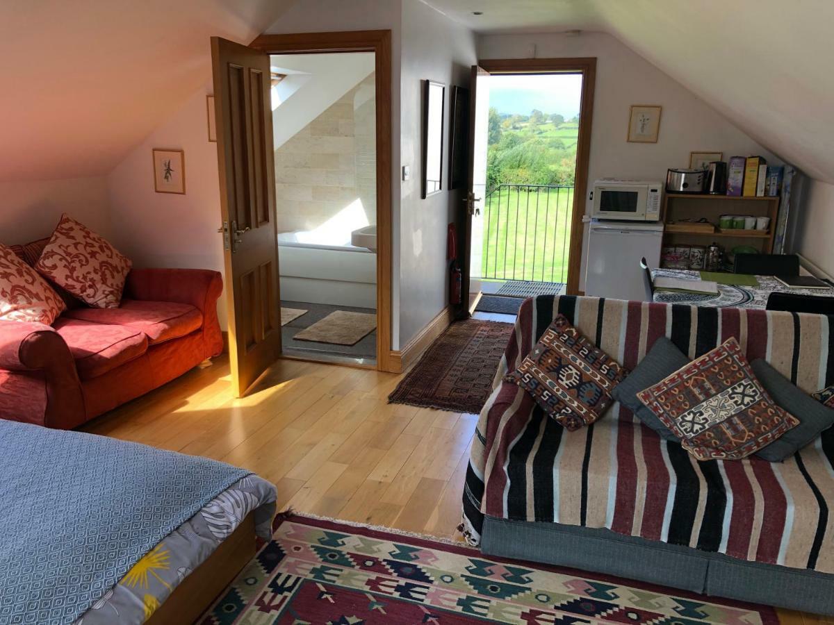 Rural Long Term Accommodation Hillsborough Kültér fotó
